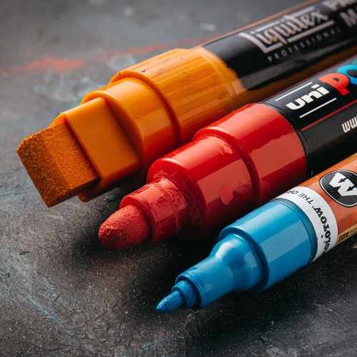 ماژیک اکریلیک